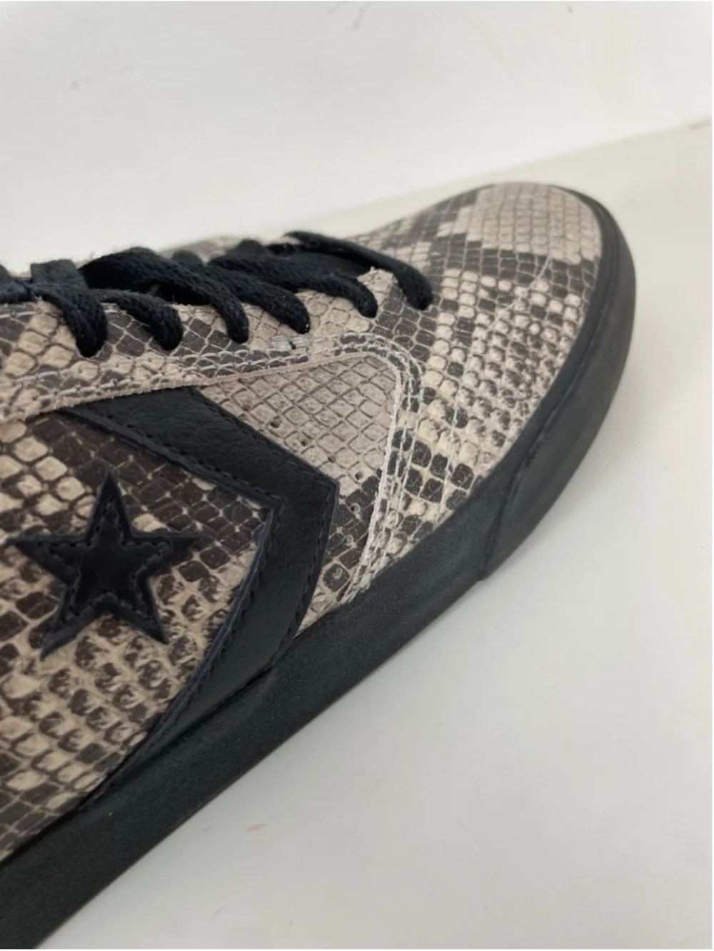 Converse Checkpoint Pro Heart Of The City Snakeskin Mens 9 Unisex Leather